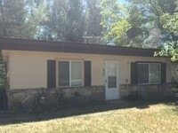 Building Photo - Cozy Country Charm with Modern Convenience – 1-Bedroom Home!