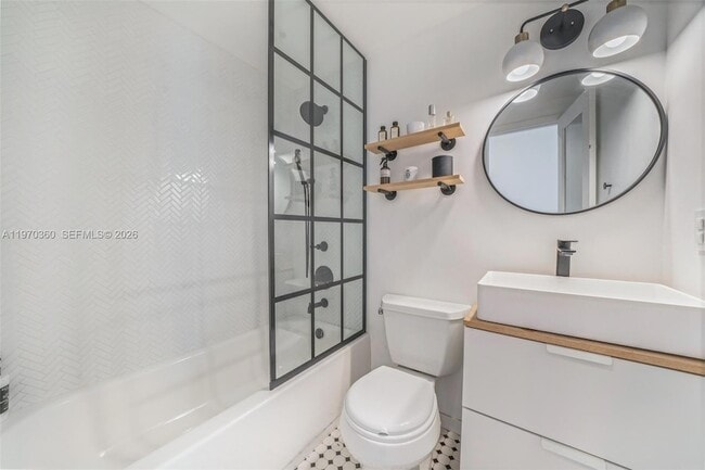 Building Photo - 1457 Meridian Ave