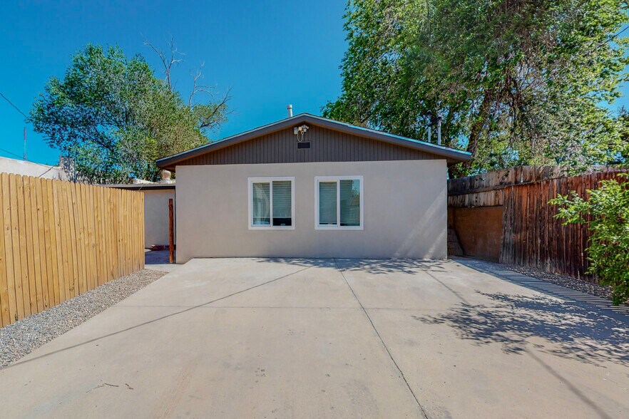 casita - 2124 Eton Ave SE