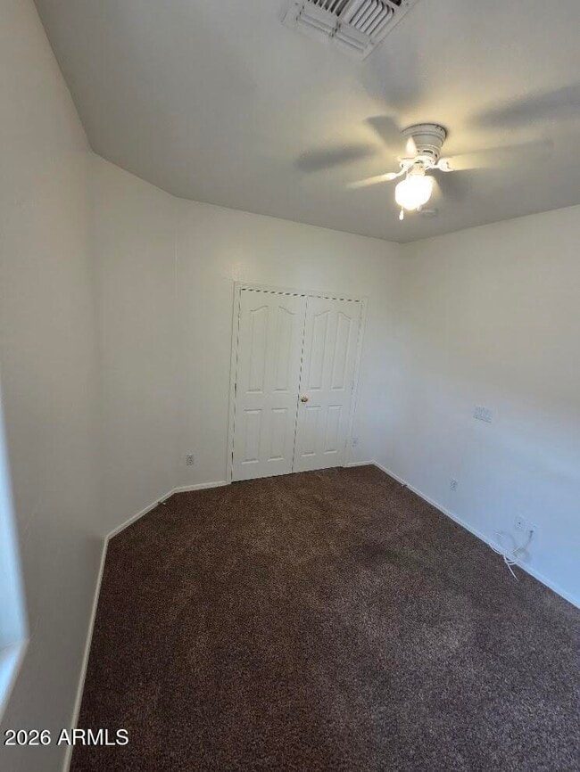Building Photo - 12901 W Glenrosa Dr