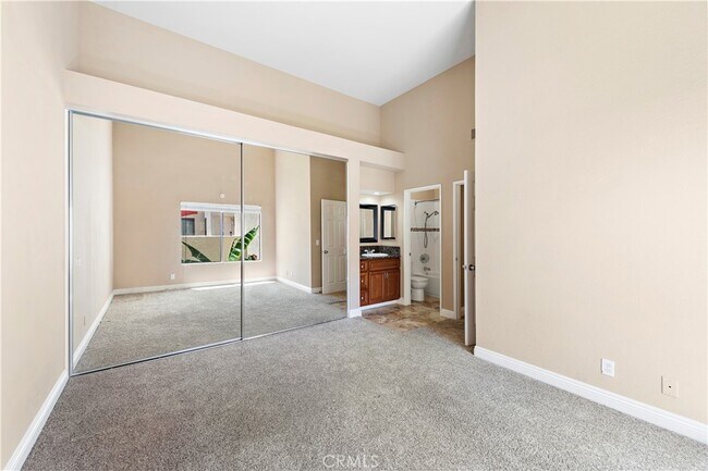 Building Photo - 81 Pearl-