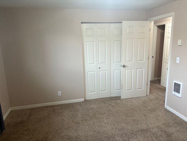 Building Photo - KeBr01 ~ 486/488 52nd Street