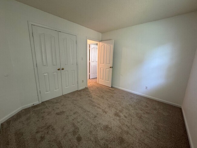 Building Photo - 4412 David Cox Rd
