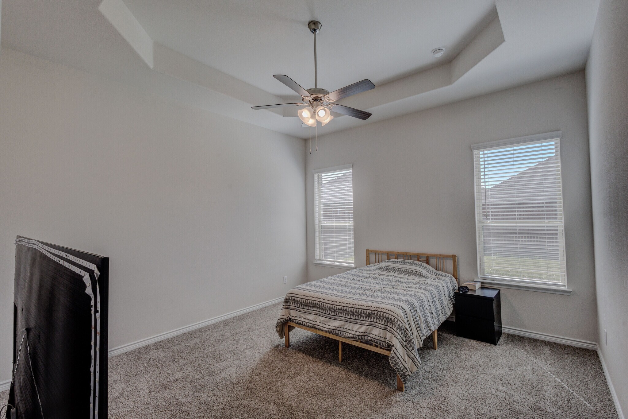 Building Photo - Room in House on Newby Ln