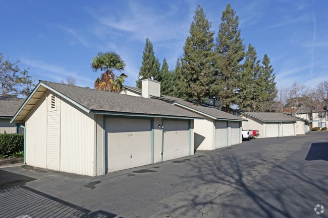 Building Photo - Chateau San Jose Apartments