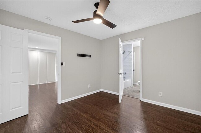 Building Photo - 147 Hermer Cir NW