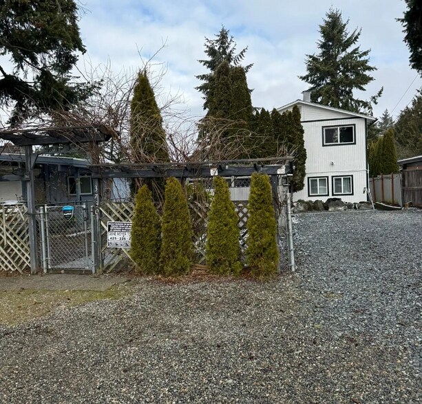 Building Photo - 3730 SW 99th St