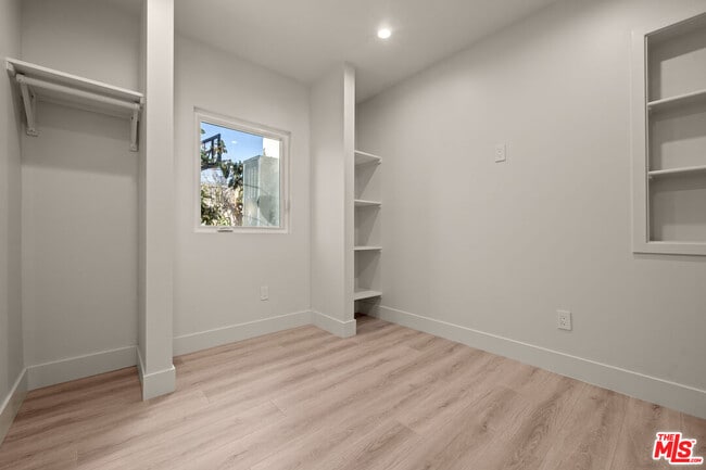 Building Photo - 1509 Edris Dr