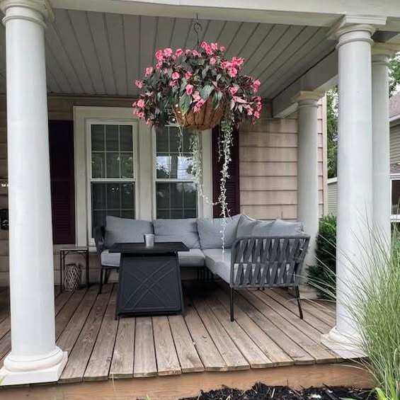 Front Porch - 245 Union St
