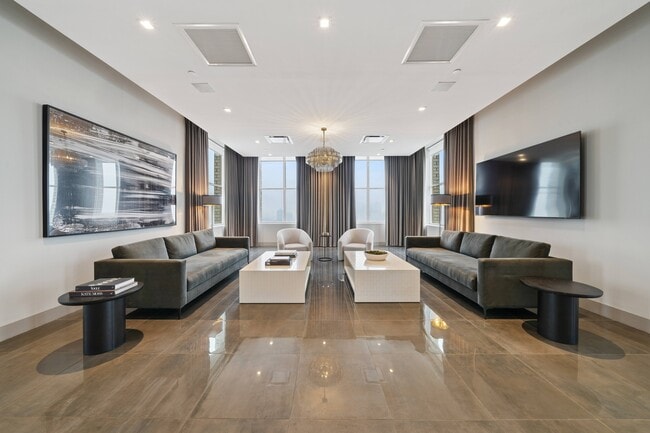 Building Photo - 65 Bay Street Apartments