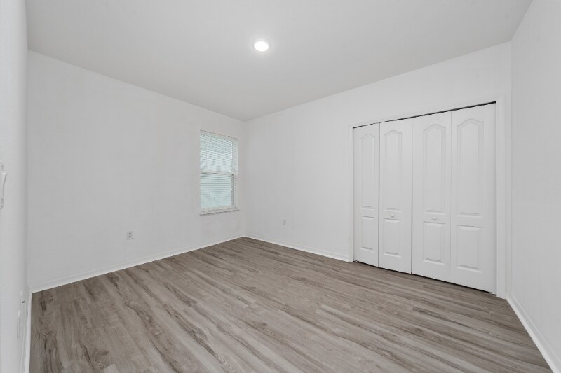 Building Photo - 557 Pawnee Ct