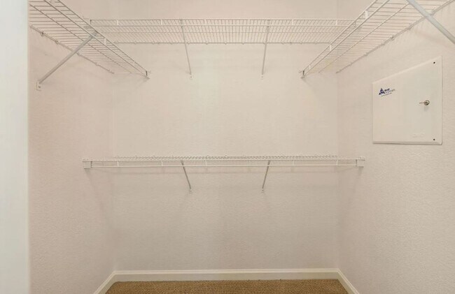 Building Photo - Experience Esplanade! Premier Townhome Com...