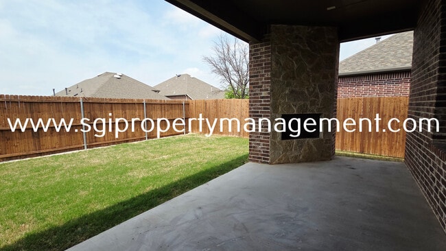 Building Photo - 201 Pasadena Trail