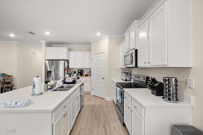 Building Photo - 93 Eagles Nest Dr