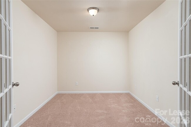 Building Photo - 106 Clarendon St