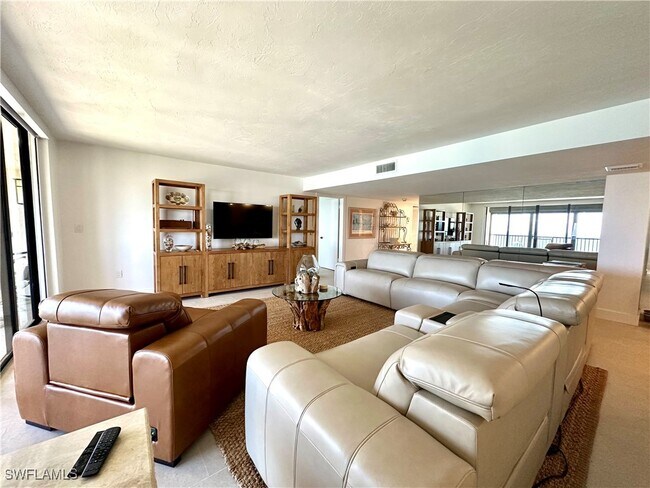 Building Photo - 10951 Gulf Shore Dr