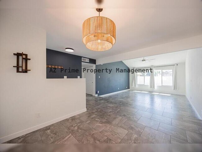 Building Photo - 10251 N 53rd Ave