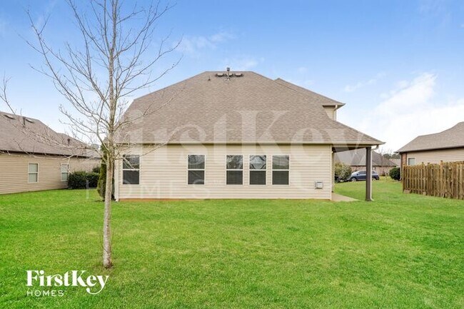 Building Photo - 12839 Olmsted Cir