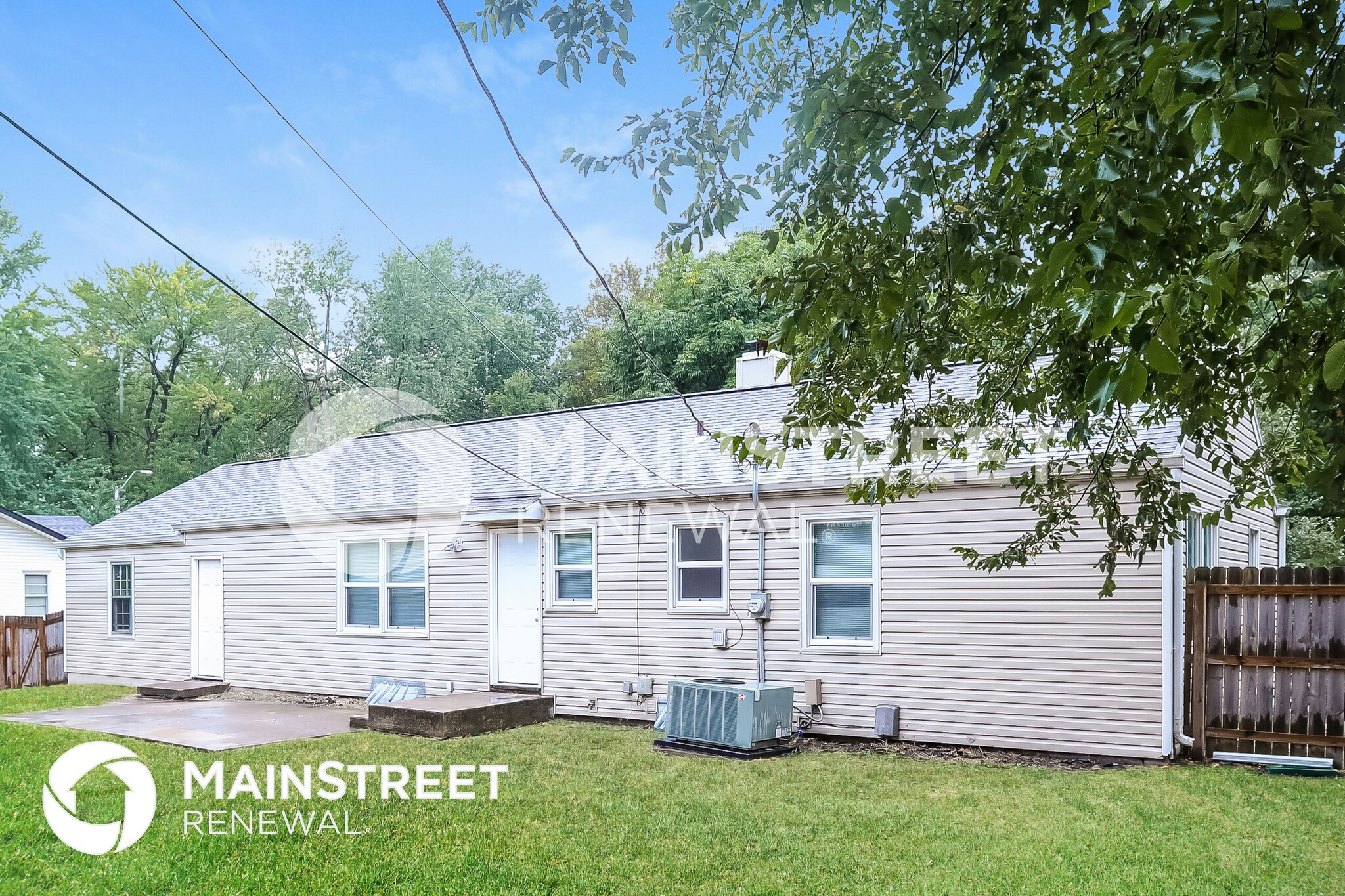 Building Photo - 9505 Newton Ave