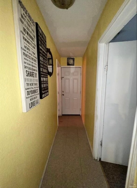 Building Photo - 7107 Sylvia Handy St