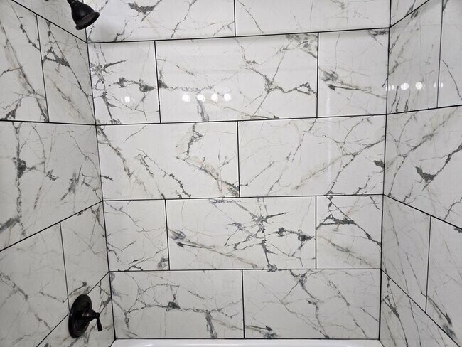 Building Photo - 4200 Lake Breeze Ave N