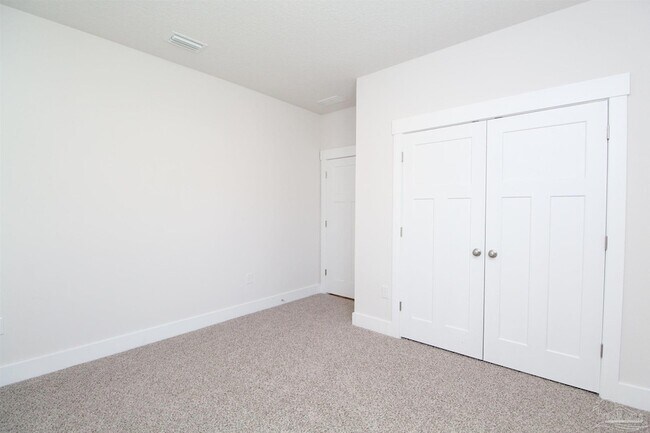 Building Photo - 10988 Coues Dr
