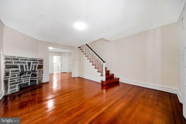 Building Photo - 387 Bayard Rd