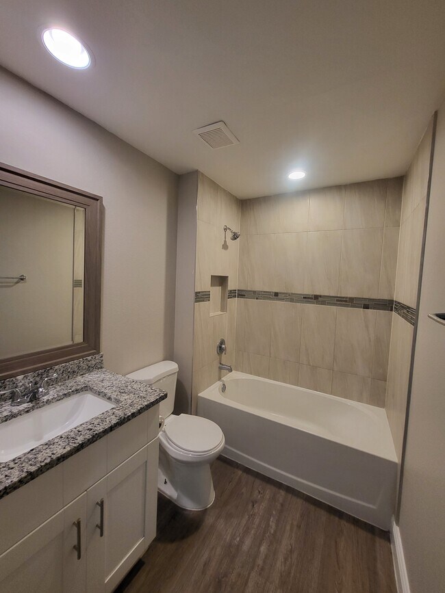 Building Photo - 8309 Lena Ct