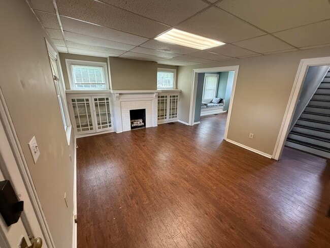 Building Photo - 1815 Nicholasville Rd