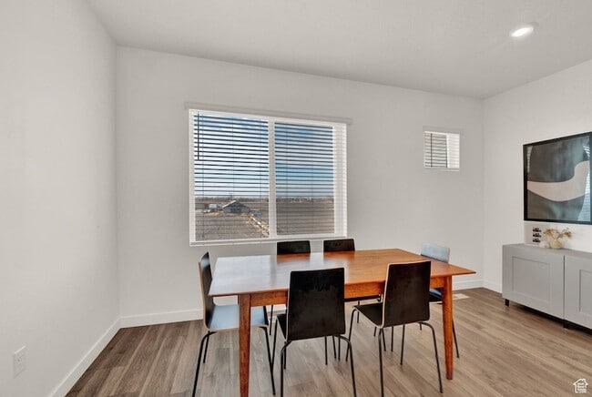 Building Photo - 304 S 1150 W