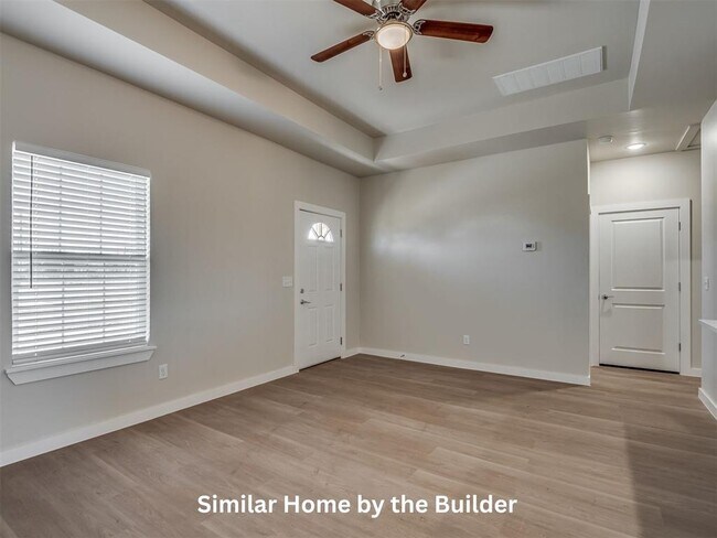 Building Photo - 118 Sterling Dr