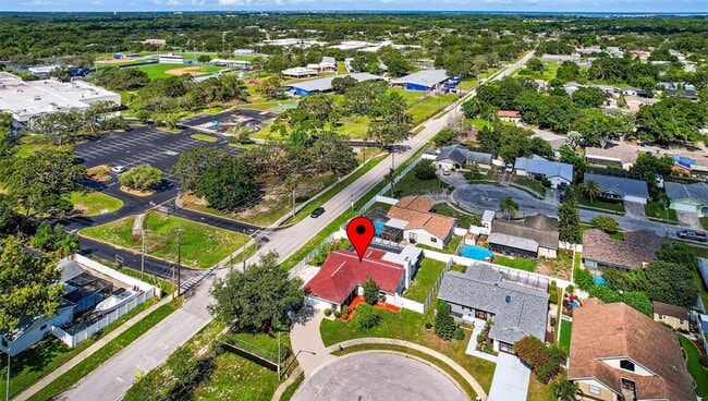 Building Photo - 8005 Pepperidge Ln