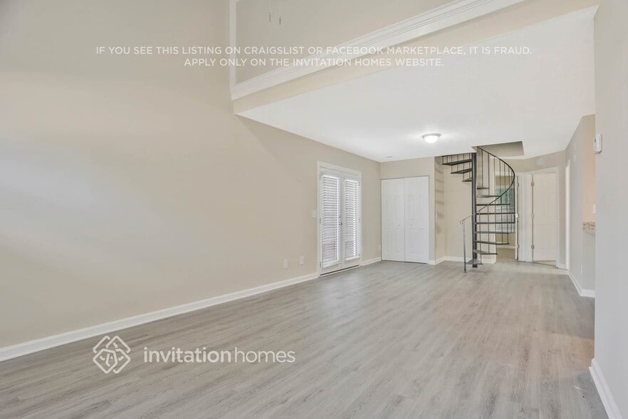 Building Photo - 1931 Brittania Cir