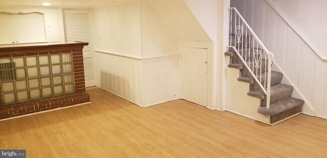 Building Photo - 803 Jeannette Ave