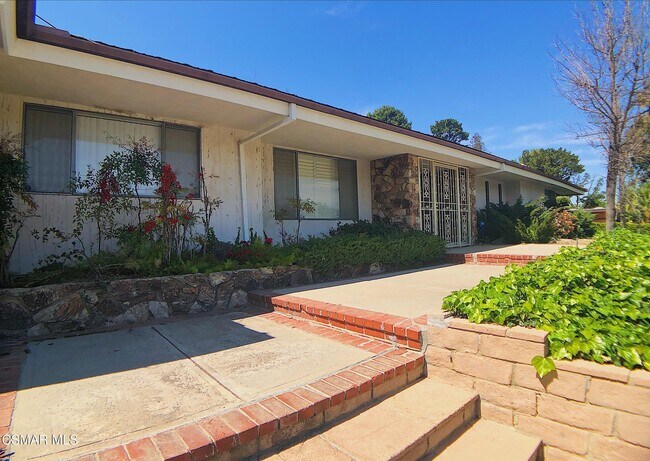 Building Photo - 3067 Corda Dr