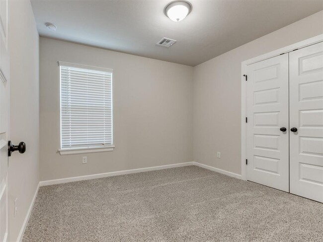 Building Photo - 18012 Austin Ct