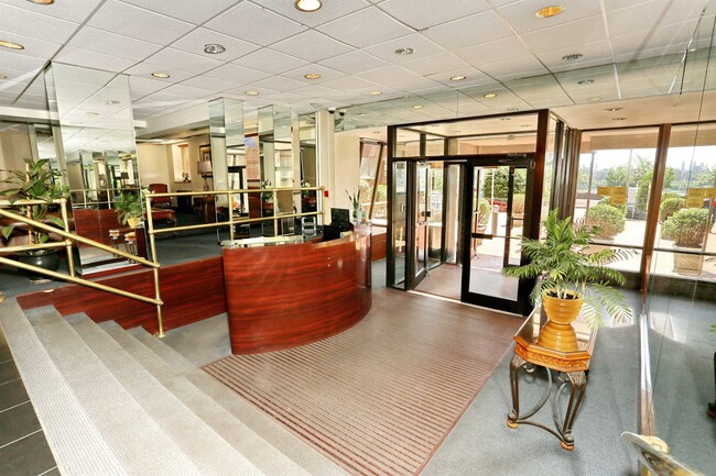 Building Photo - 6515 JFK Blvd E