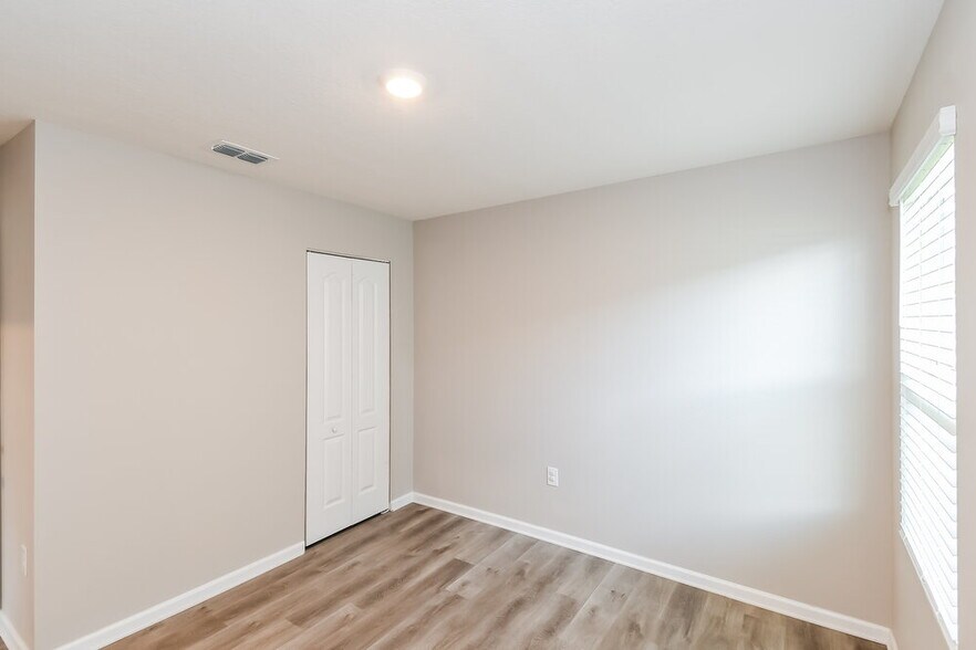 Building Photo - 9114 Mendocino Ct