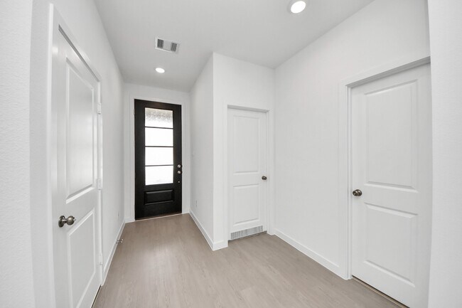 Building Photo - 26903 Zebra Grass Dr