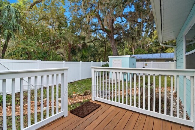 Building Photo - 750 NE 2nd Ave