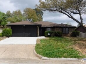 Building Photo - 5403 Marshfield Ct