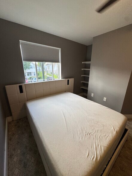 Building Photo - 17515 NW 67th Ct