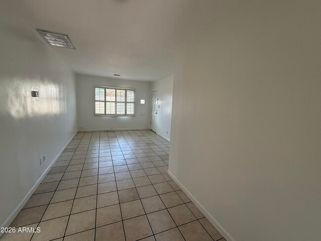 Building Photo - 1801 N 7th Ave