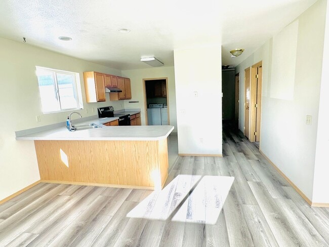 Building Photo - New remodeled Kalispell Home