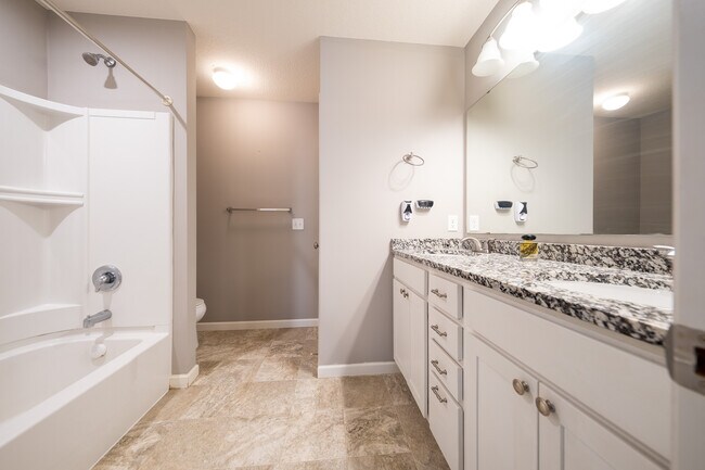 Building Photo - 20817 Guthrie Dr