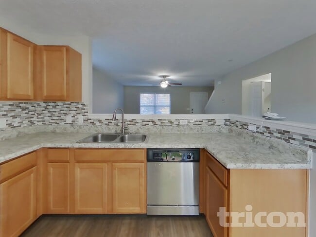 Building Photo - 2137 Erin Ln