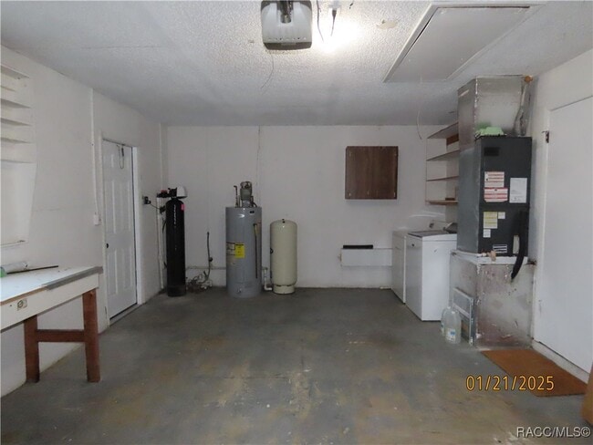 Building Photo - 516 Spruce St