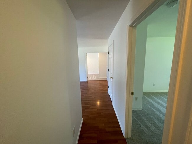 Building Photo - 2415 Forest Park Ln