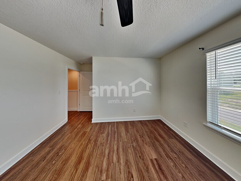 Building Photo - 105 Moultrie Crossing Ln