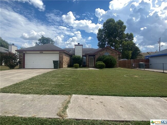 Building Photo - 2402 Cross Timber Dr
